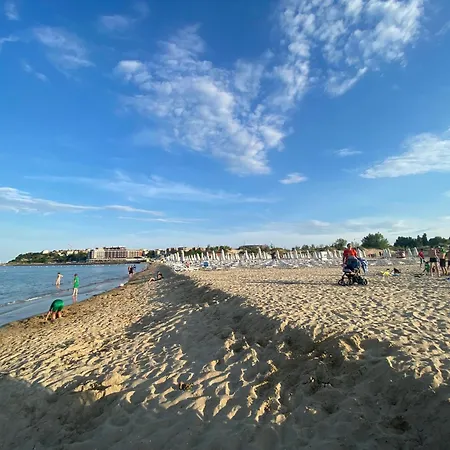 Miramar A 501 Private Sunny Apartmán *